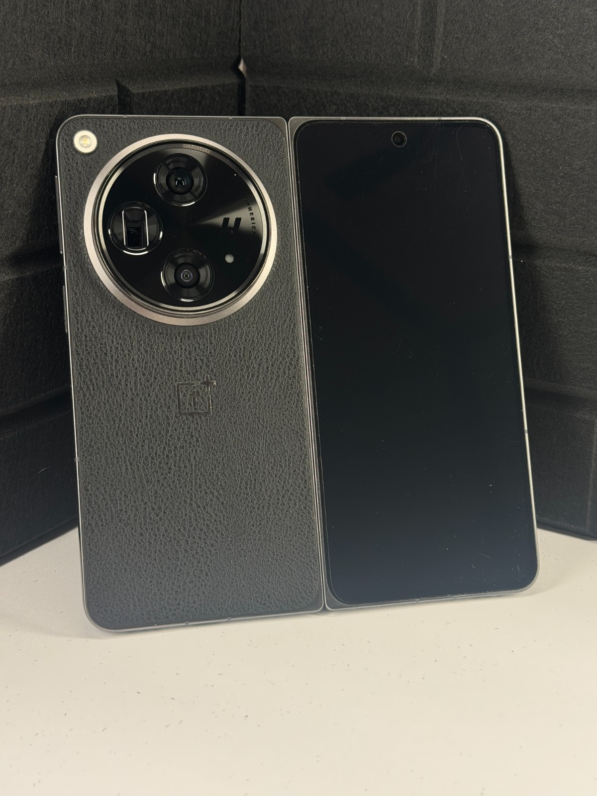 OnePlus Open 512GB Voyager Black (Unlocked) – FOR PARTS OR REPAIR