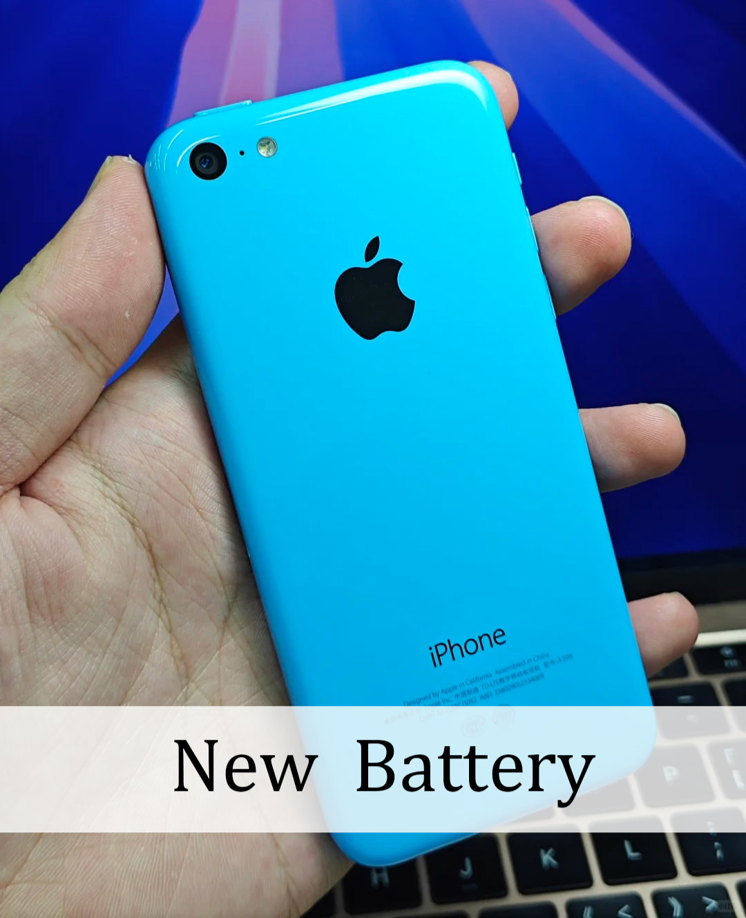 Apple iPhone 5c (Unlocked) New Battery – 8 GB / 16 GB / 32GB – Blue Charge Cord