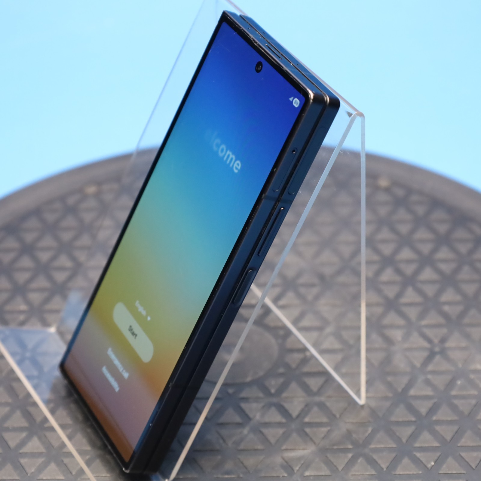 Samsung Galaxy Z Fold6 – 256GB – Crafted Black (Unlocked)