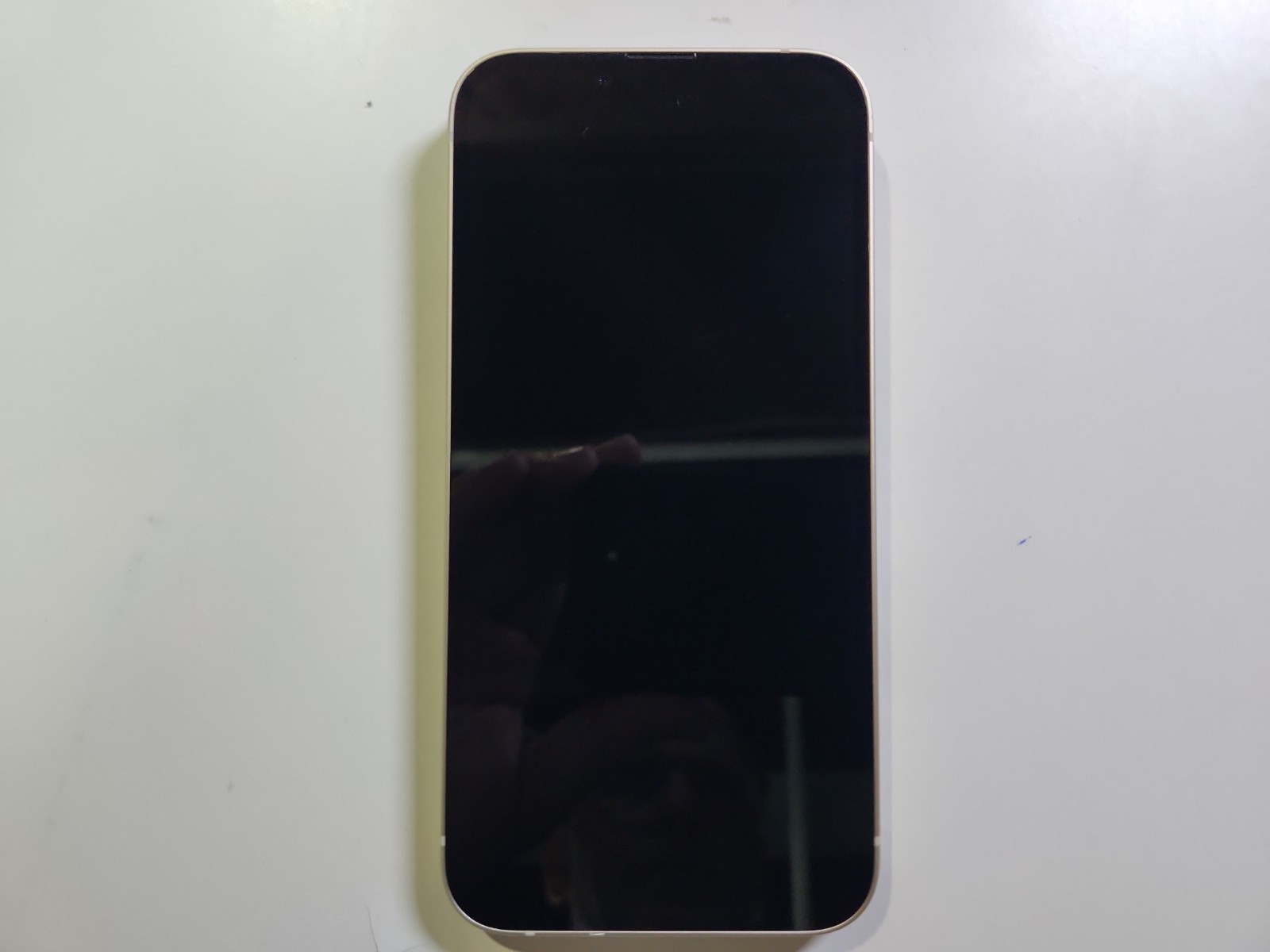 Apple iPhone 14 eSIM 128GB Starlight Unlocked Clean IMEI BH=100% charged 26 time