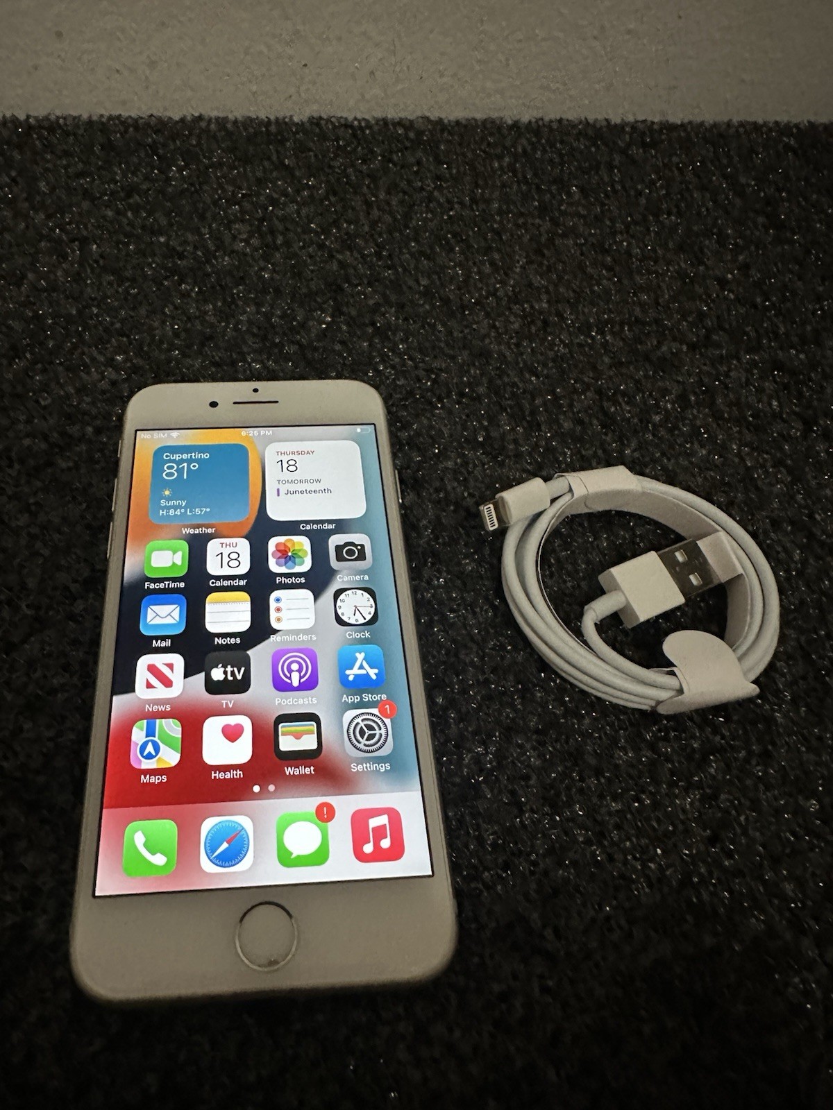 Apple iPhone 7 32GB (AT&T ONLY) A1778 Silver – GRADE D – 93% Battery