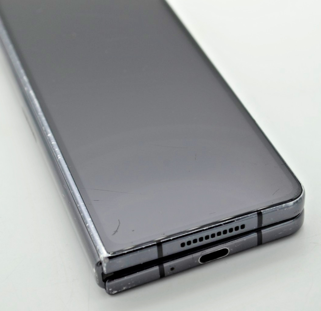 Samsung Galaxy Z Fold4 – 256 GB – Phantom Black (Unlocked) Smartphone