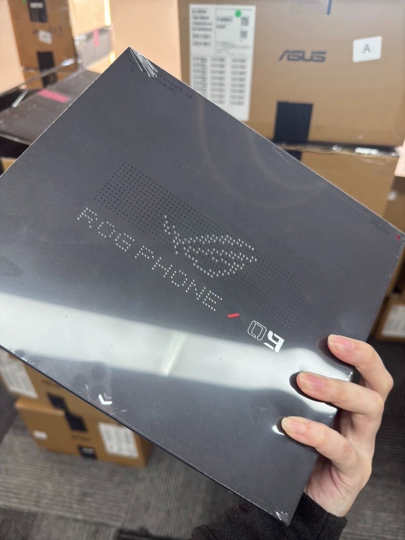 HOT Asus ROG Phone 9 Pro 5G Android 15 1TB 24GB RAM Game Phone Global version