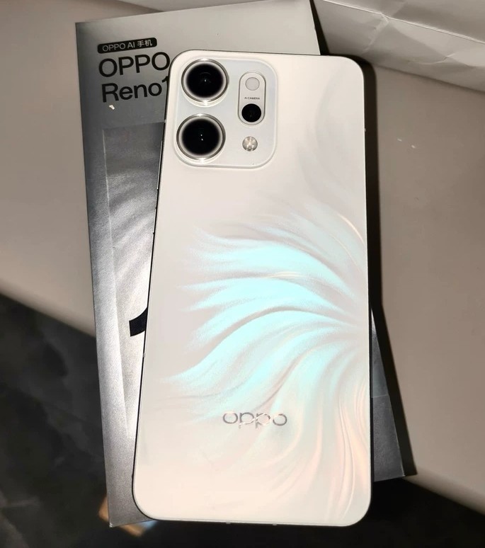 Oppo Reno14 Pro 5G 6.83″ 6200mAn Mediatek Dimensity 8450 Android Google play