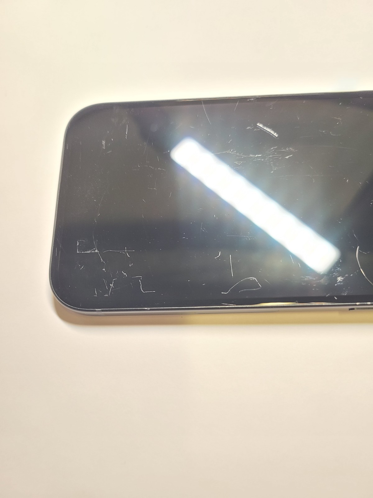 Apple iPhone 15 A2486 AT&T Carrier ONLY Black 128GB iOS 17.5.1*