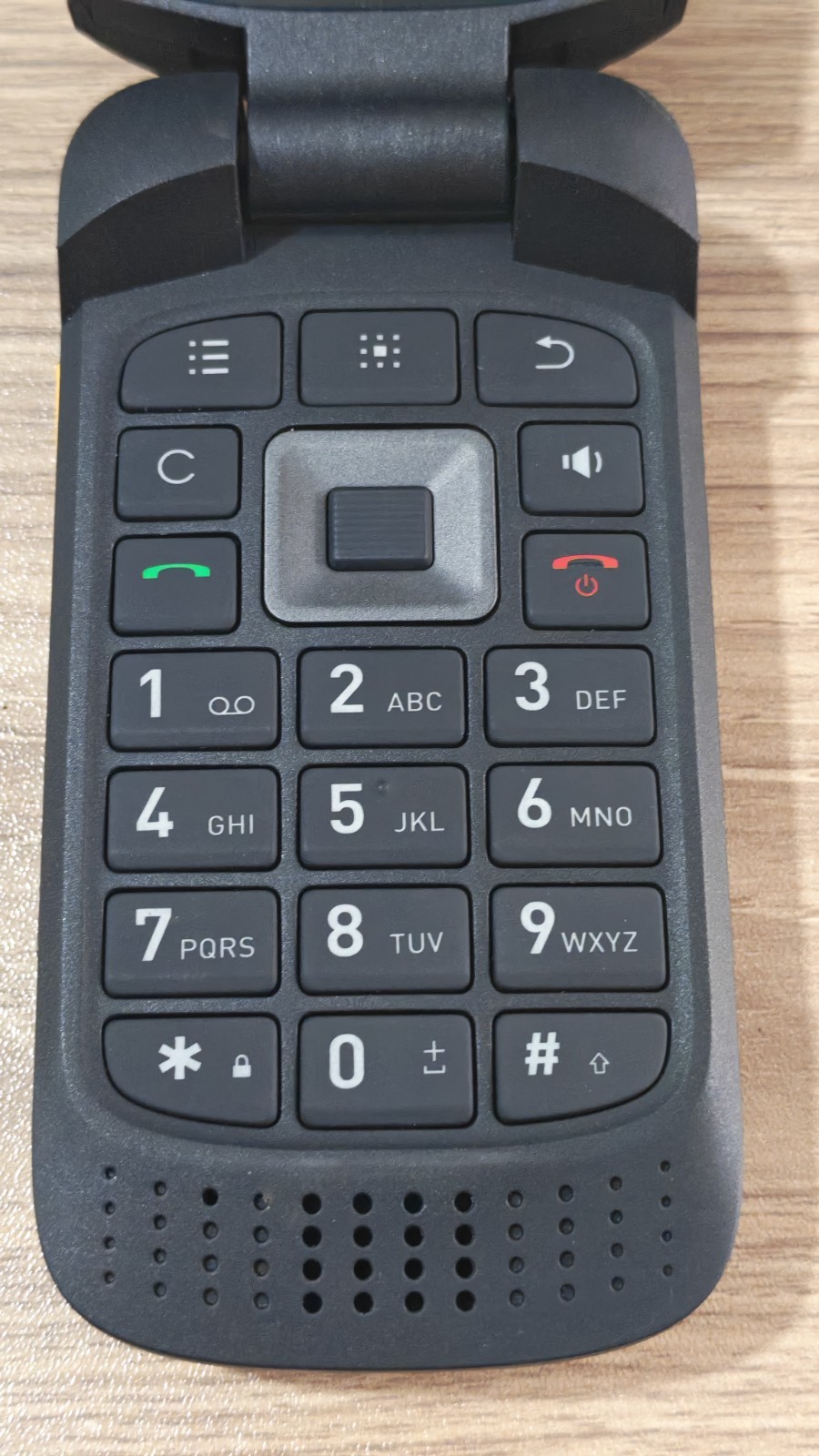 Excellent Sonim XP3 XP3800 Unlocked Rugged Flip Phone 8GB Black Outdoor Phone