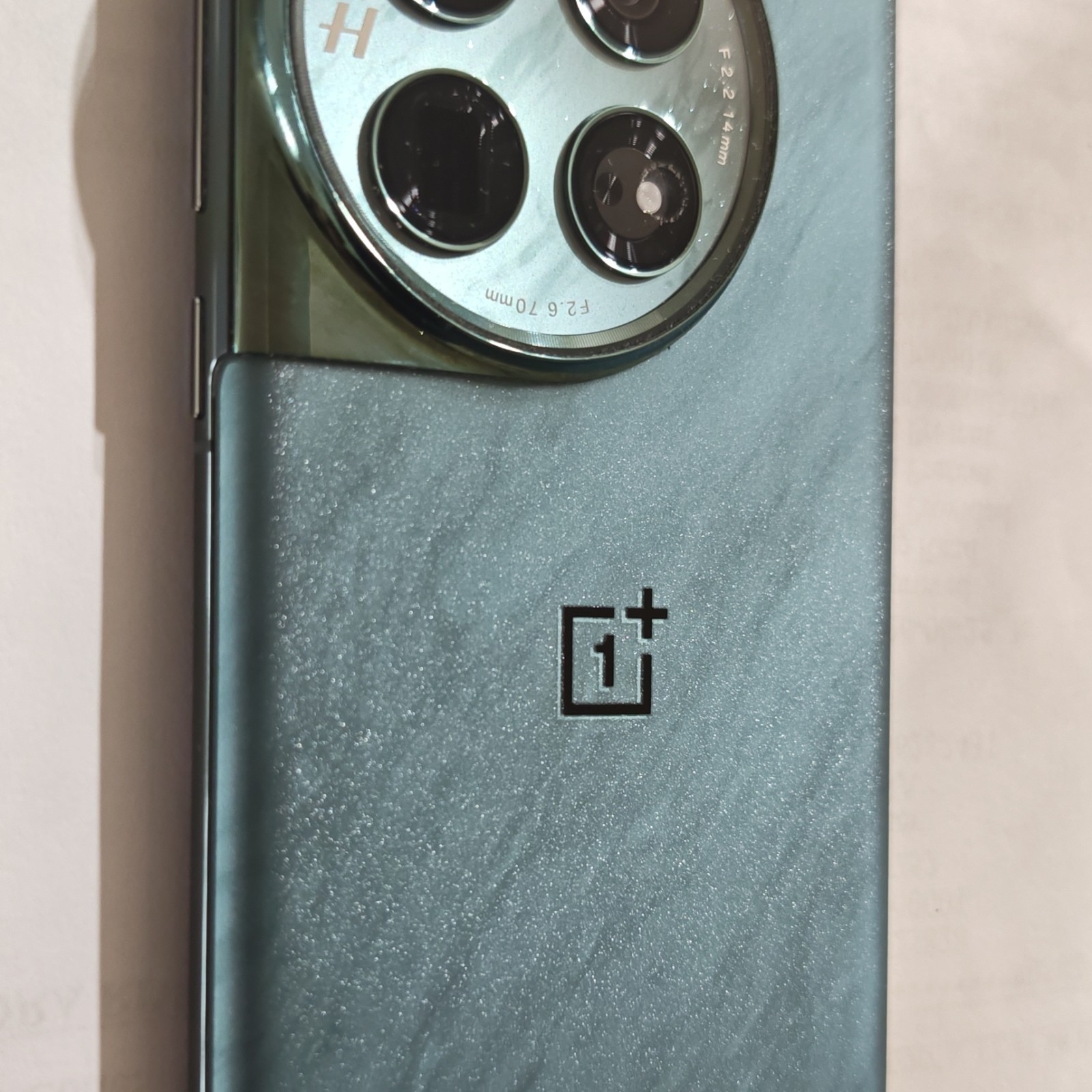 OnePlus 12 512GB 16GB RAM Emerald Green. always protected