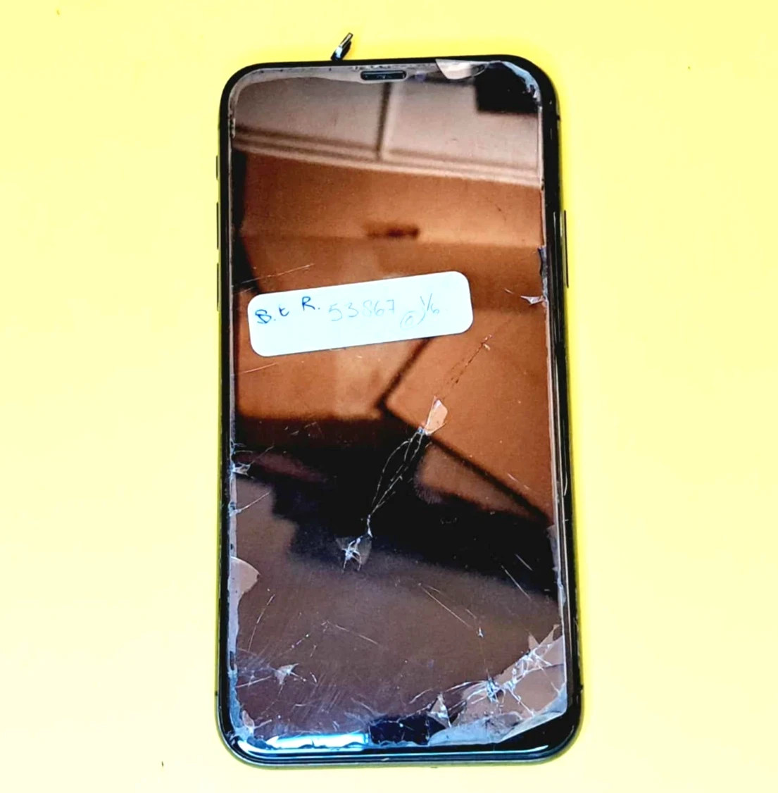 🔥BROKEN🔥 APPLE IPHONE X 4G LTE IOS CELL PHONE HEXA-CORE WIFI BLUETOOTH BLACK
