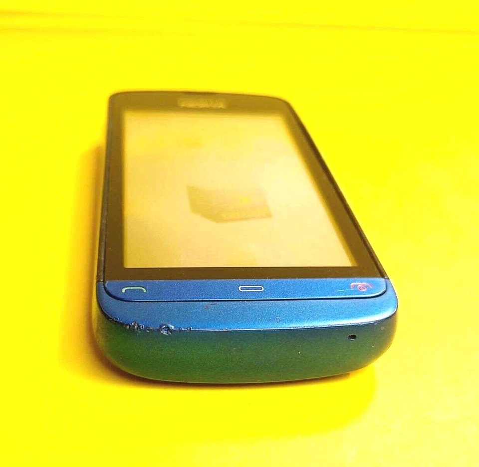 *VIDEOTRON & FIZZ ONLY* NOKIA C5-04 TOUCHSCREEN CELL PHONE 2G 3G 3.2″ TFT 2.0 MP
