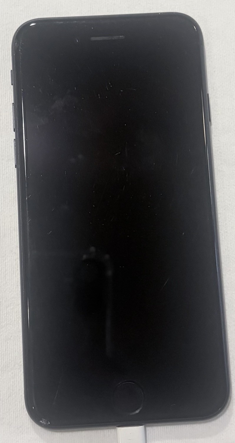 Apple iPhone SE 3rd Gen 64GB Midnight AT&T Locked 100% Battery Health