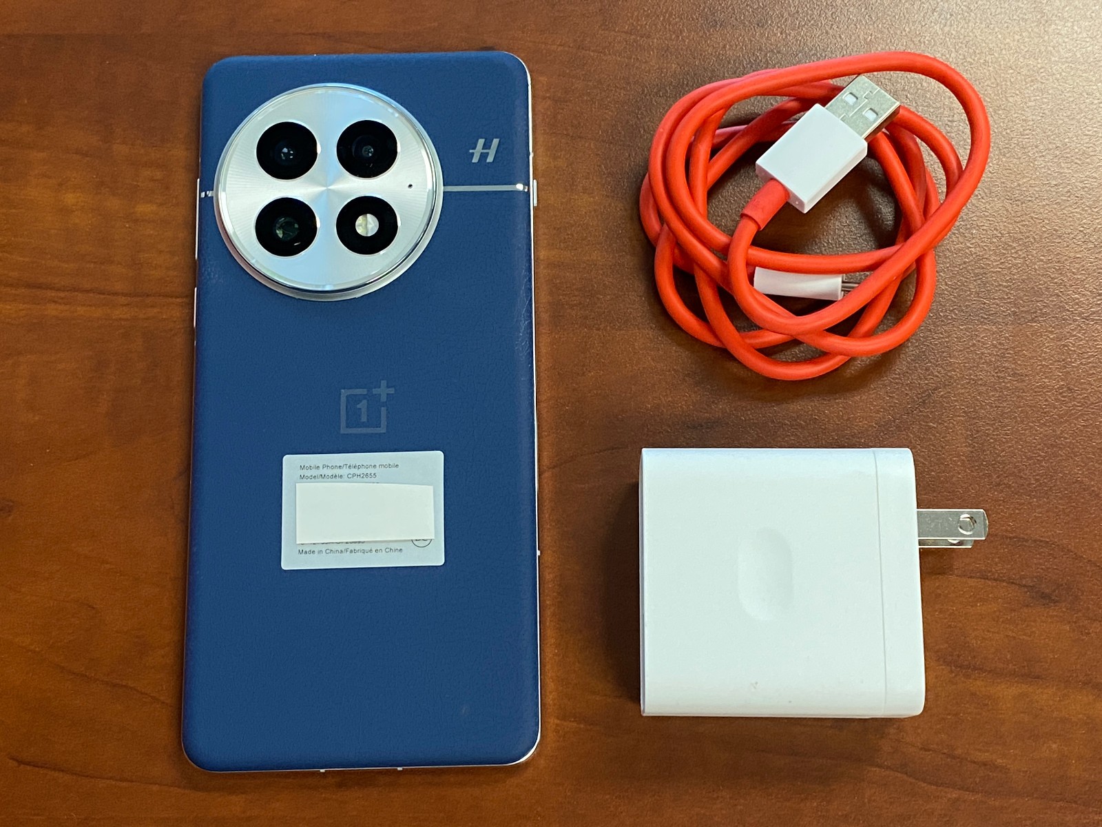 OnePlus 13 – 16GB +512 GB – Unlocked – US version (Open Box)