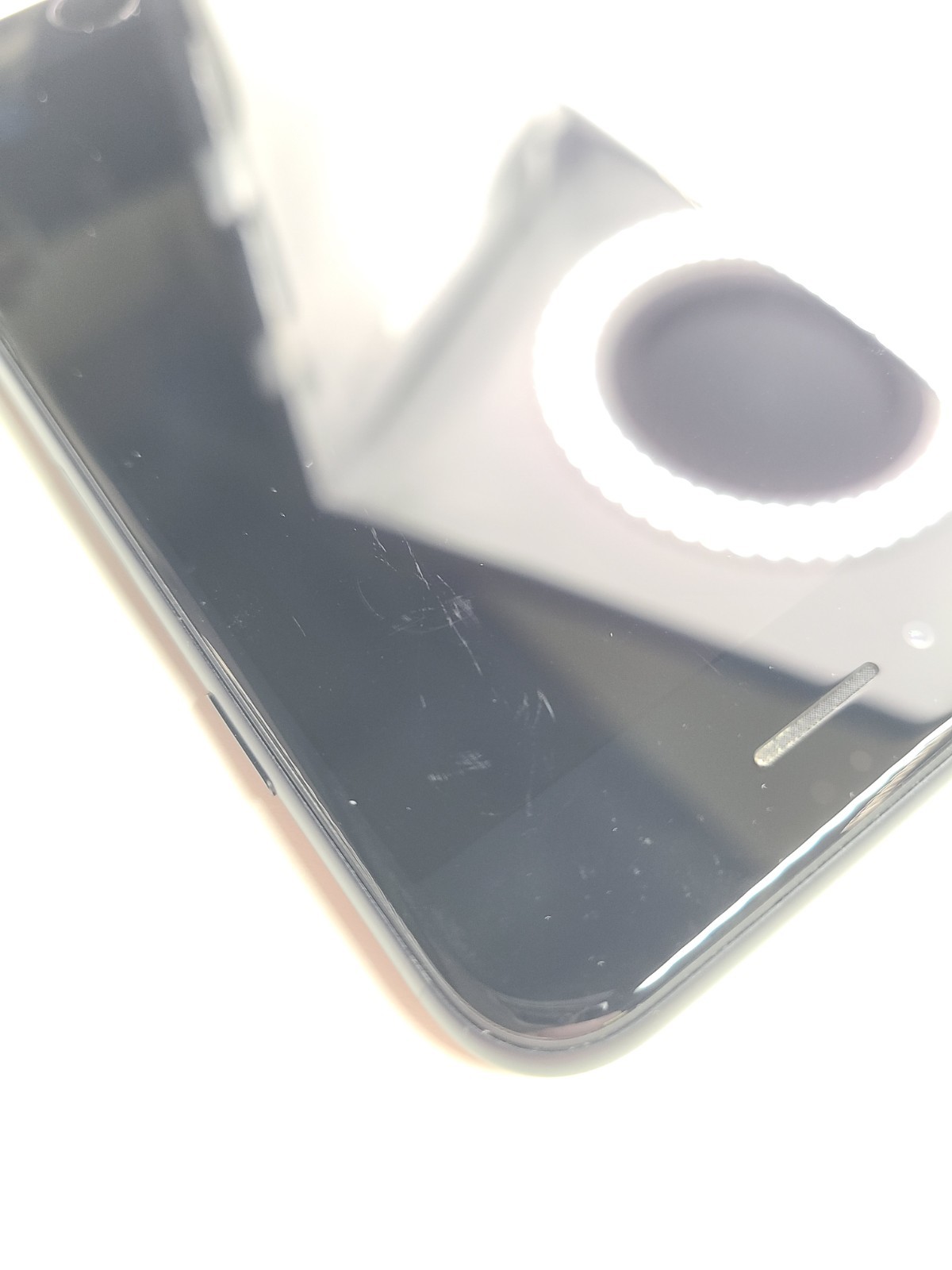 Apple iPhone SE 2 A2275 UNLOCKED Any Carrier Black 64GB iOS 26.4