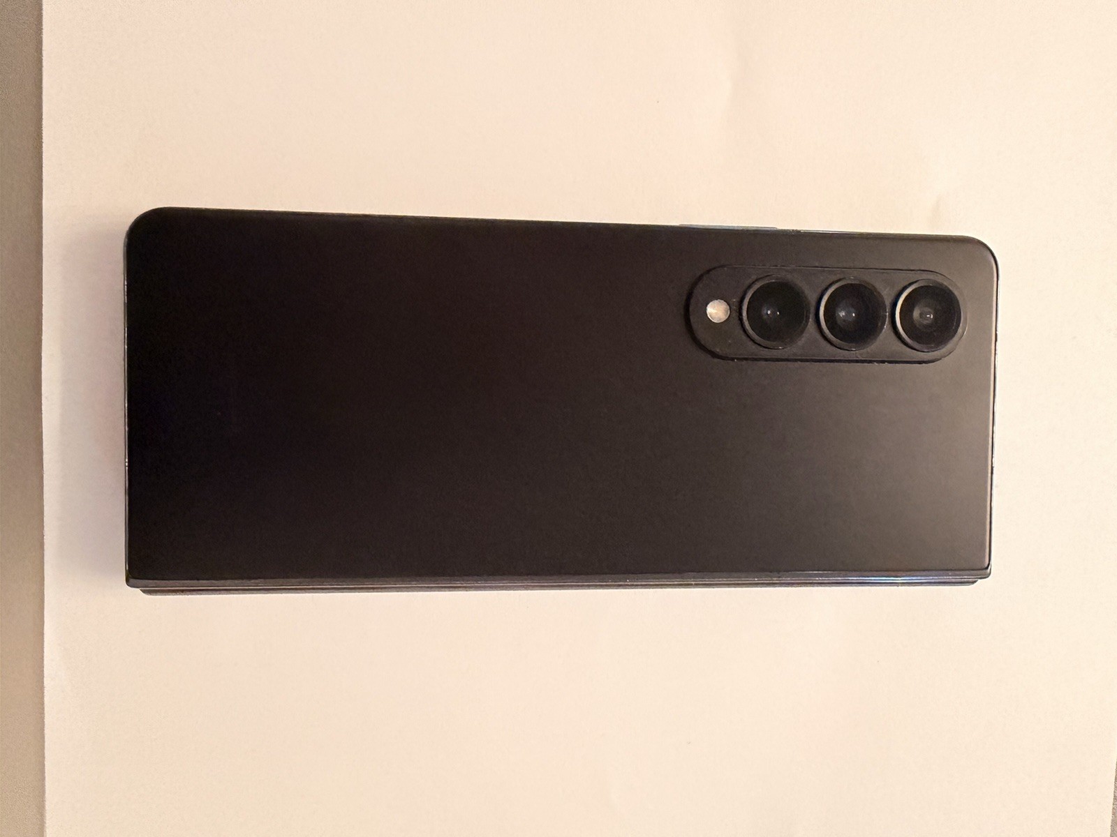 UNLOCKED – Samsung Galaxy Z Fold4 5G SM-F936U – 512GB – GOOD -PHANTOM BLACK
