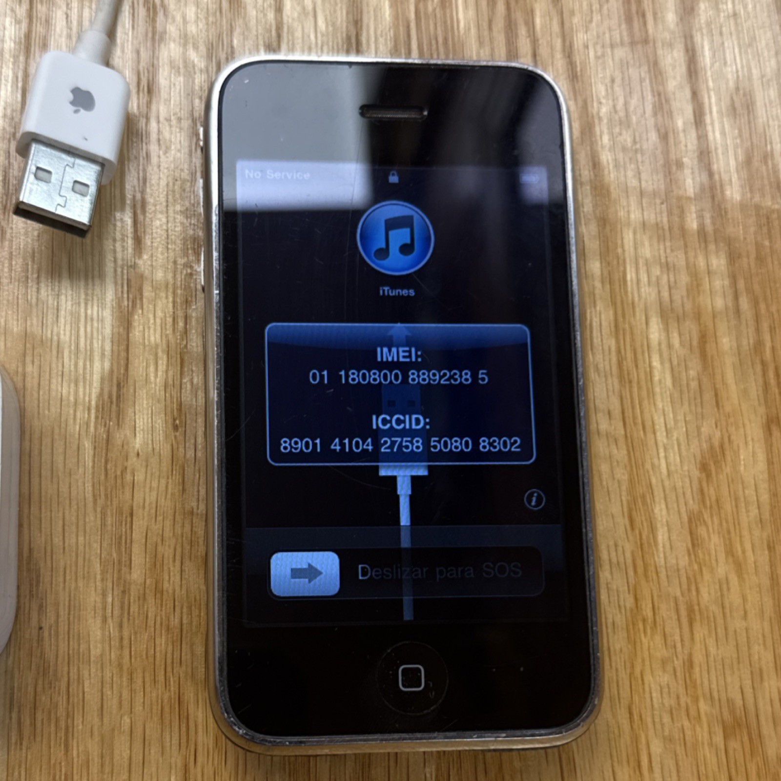 Apple iPhone 3G Black 2.0MP Wi-Fi iOS 3.5in Single SIM Smartphone A1241 AT&T