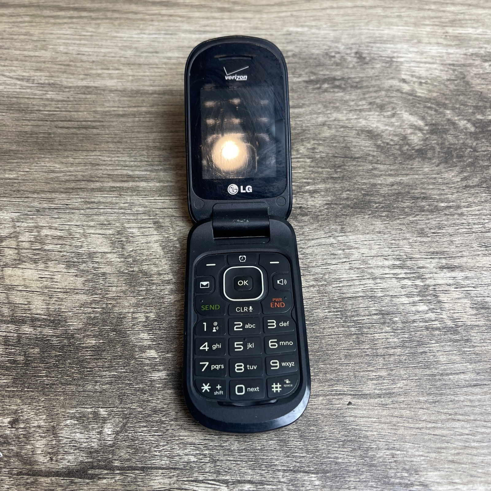 LG Revere 3 LG-VN170 Black 2.2″ Display Bluetooth Verizon Cellular Flip Phone