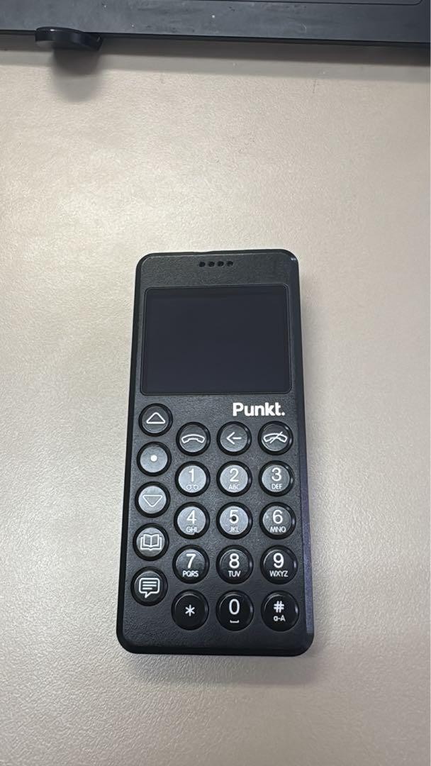Punkt. MP02 Minimalist Black 4G LTE Cell Phone – 2GB RAM, 16GB Storage Used