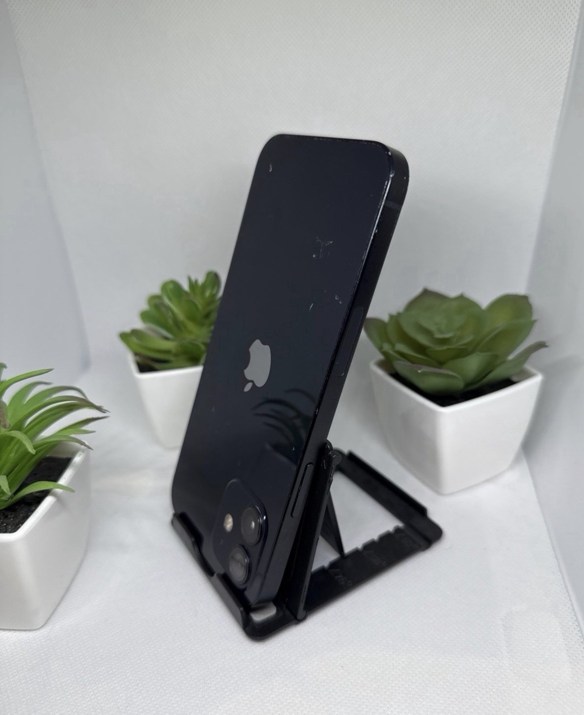 Apple iPhone 12 – 64 GB – Black (T-Mobile/metro/Sprint)
