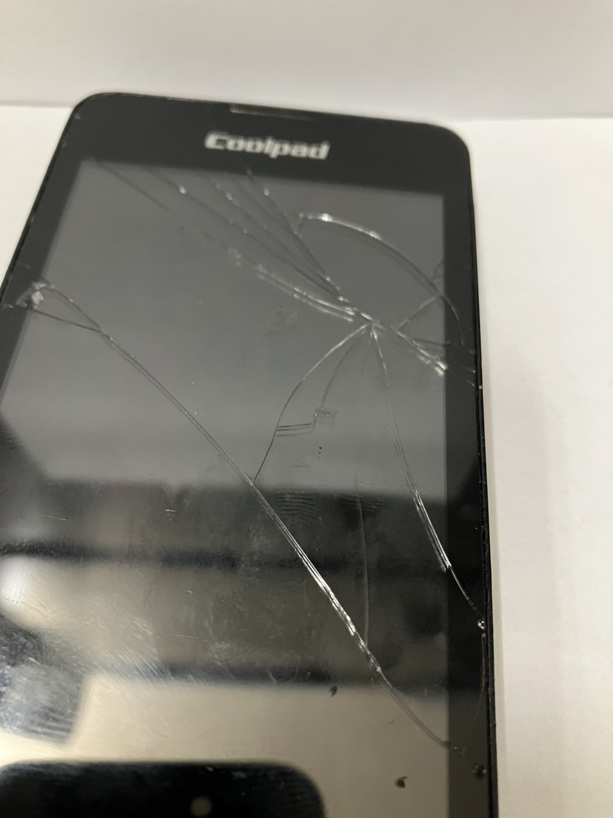 Coolpad 5560S – Black ( network:unknown-Android Smartphone-For Parts Only