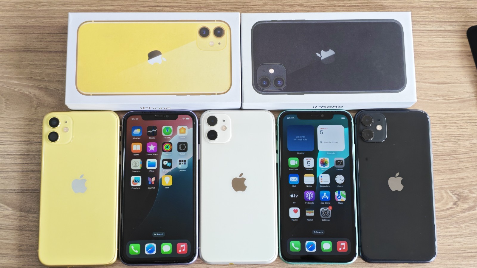 Apple iPhone 11 Unlocked- 64/128/256 GB Boxed With Accessories Random Color