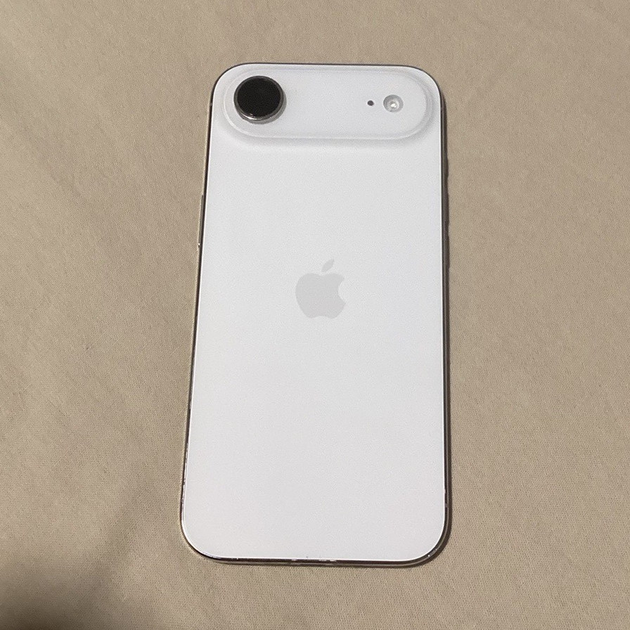 Apple iPhone Air A3260 256GB White Bar Smartphone 12MP Camera Open Box