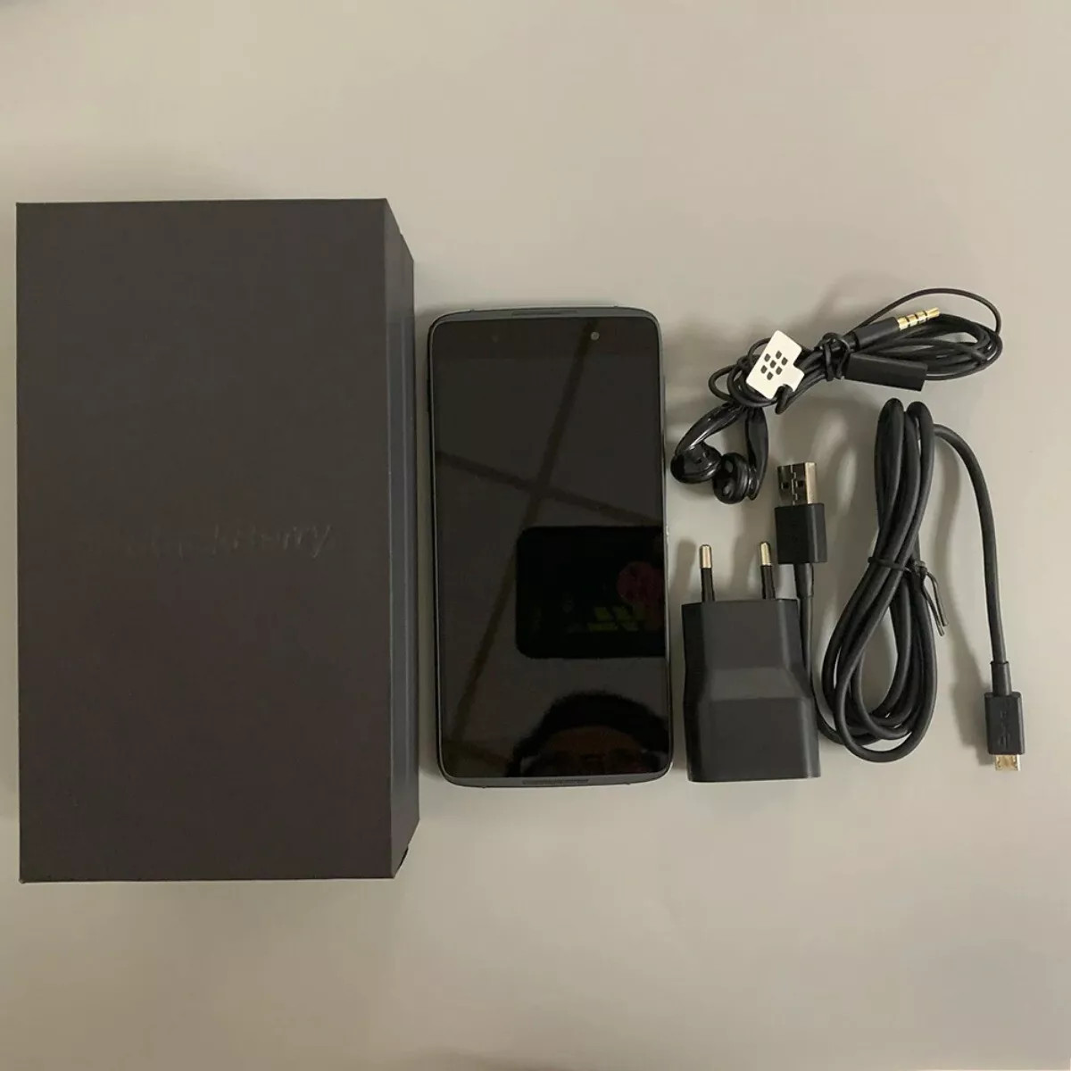 Original BlackBerry DTEK50 Dual SIM WIFI 16GB 3GB RAM Unlocked GSM LTE Cellphone