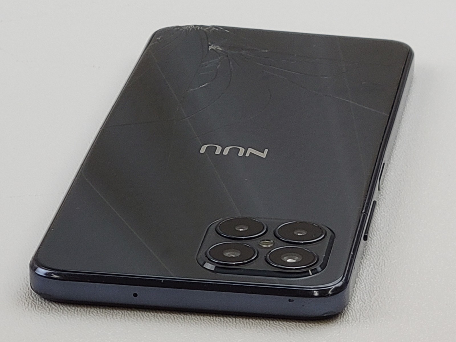 NUU B15 (S6701L) 128GB – Gray (GSM Unlocked) Dual SIM – *PLEASE READ* – H7771