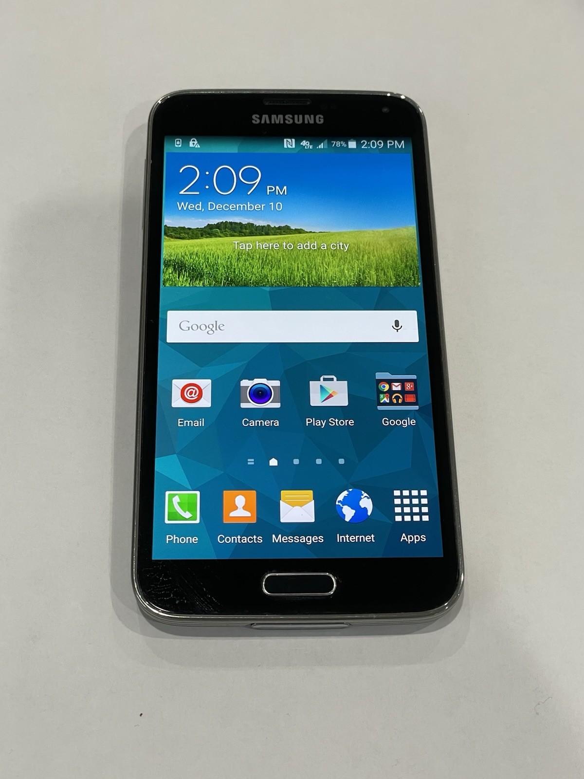 Samsung Galaxy S5 G900A Unlocked – Damaged For Parts – NO BATTERY NO DOOR – Read