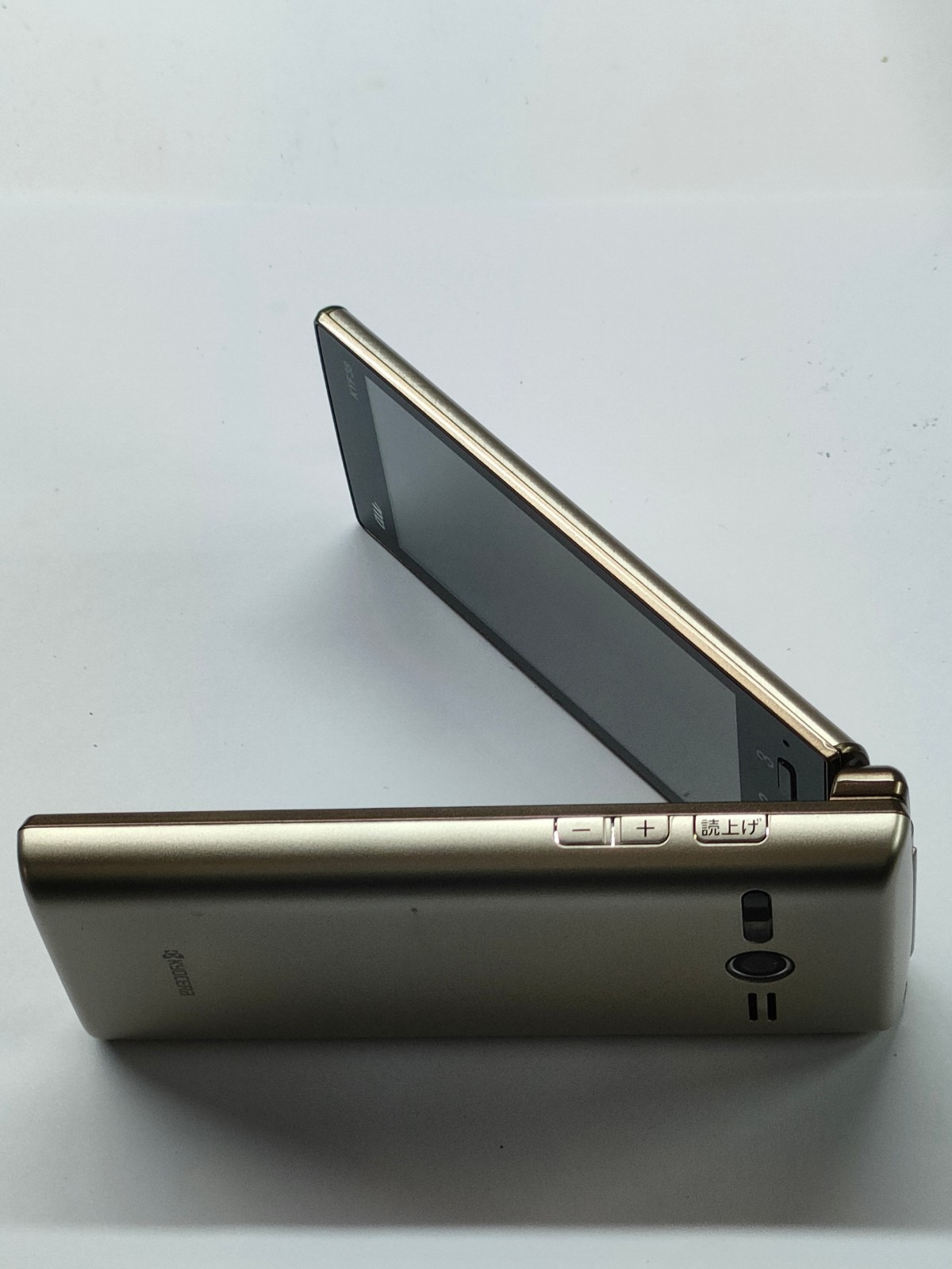 au Kantan Keitai KYF38 Champagne Gold Unlocked 4G Flip Phone Nano SIM Tested Jap