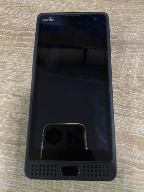 Sonim XP10 5G / 4G LTE 5.5″ AT&T (XP9900) BOOTLOOP / FREEZES – AS IS