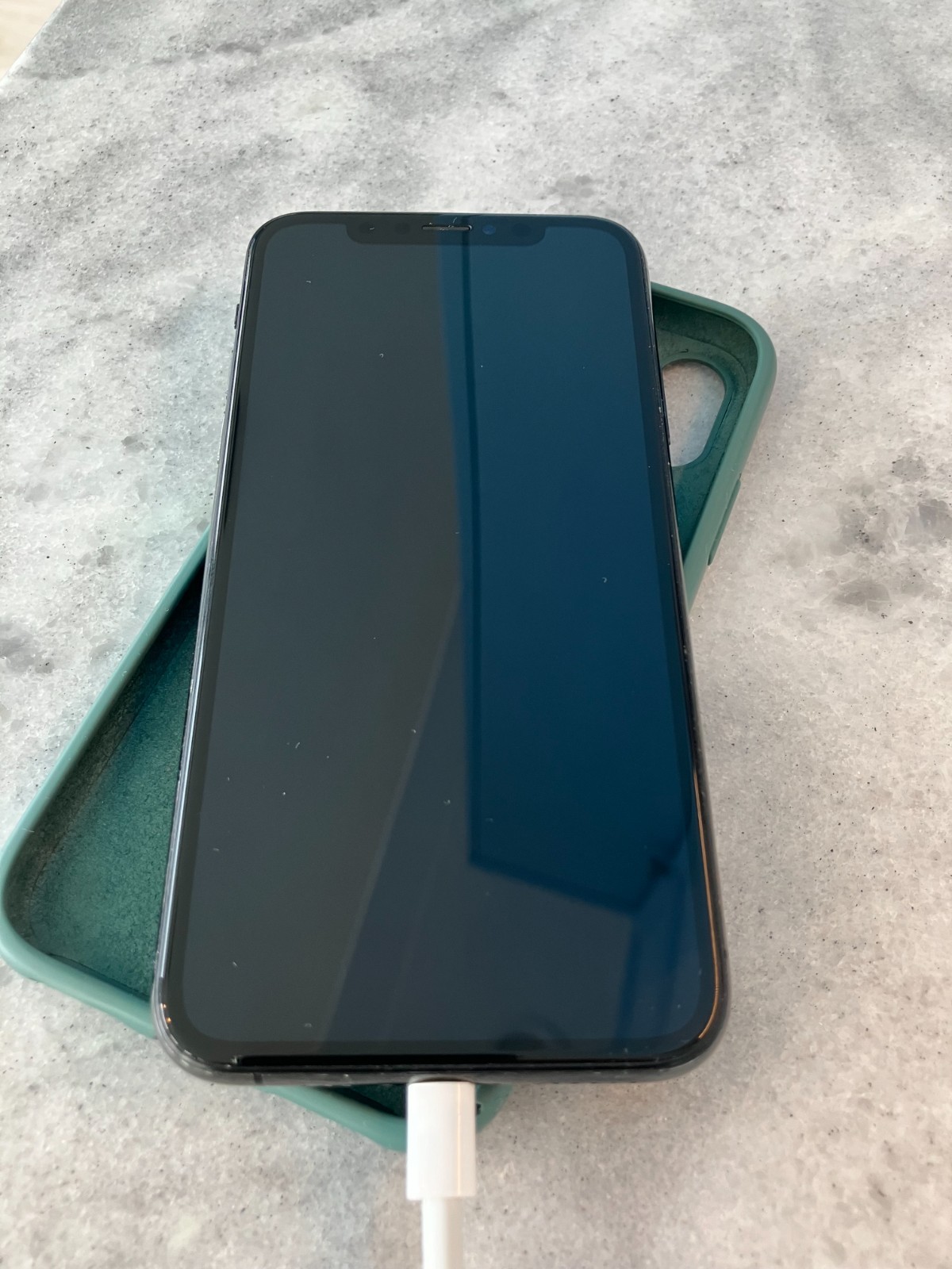Apple iPhone XS – 64 GB – Space Gray (Unlocked) SEE PHOTOS & DESCRIPTION
