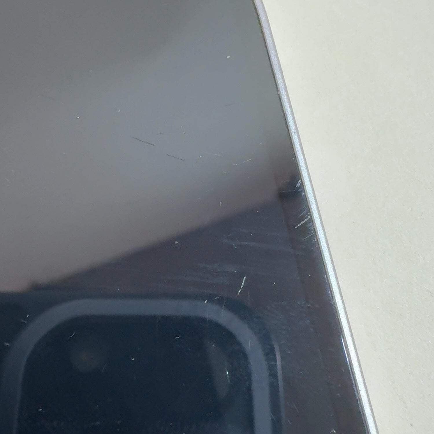 Unlocked Apple iPhone 13 128GB 26.5 Starlight ML953LL/A