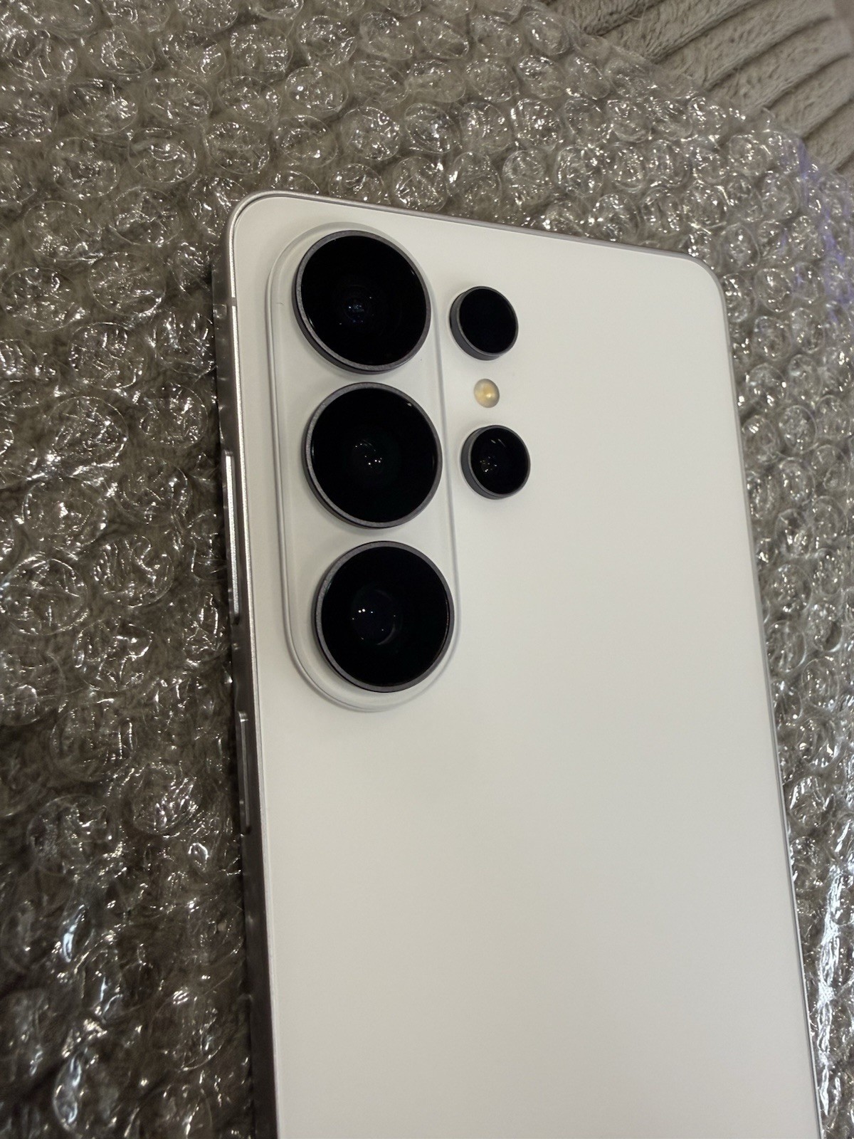 Samsung Galaxy S26 Ultra 256GB GB FACTORY UNLOCKED-NEW Phone Only-SMS948U1-White