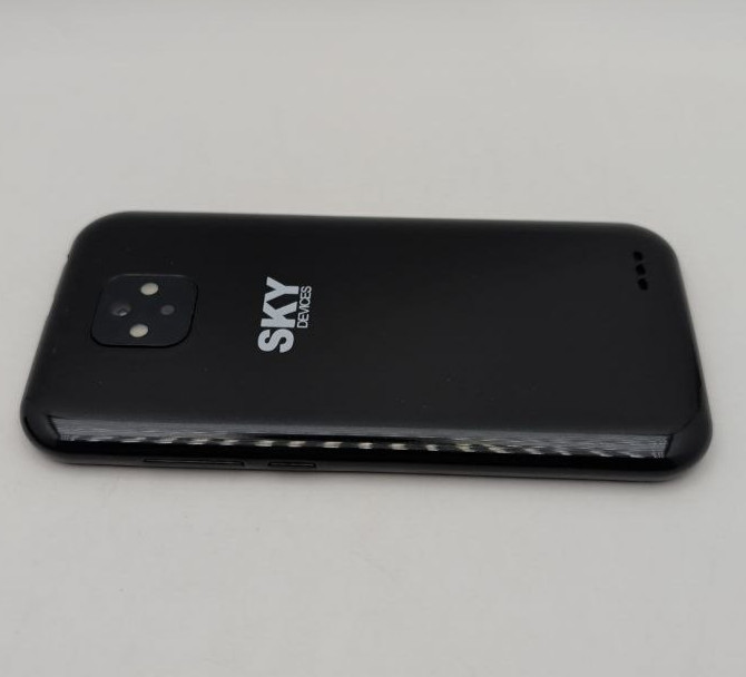 Sky Elite H5 Android Smartphone 8GB 5″ Display 5MP Camera 4G LTE Dual SIM Black