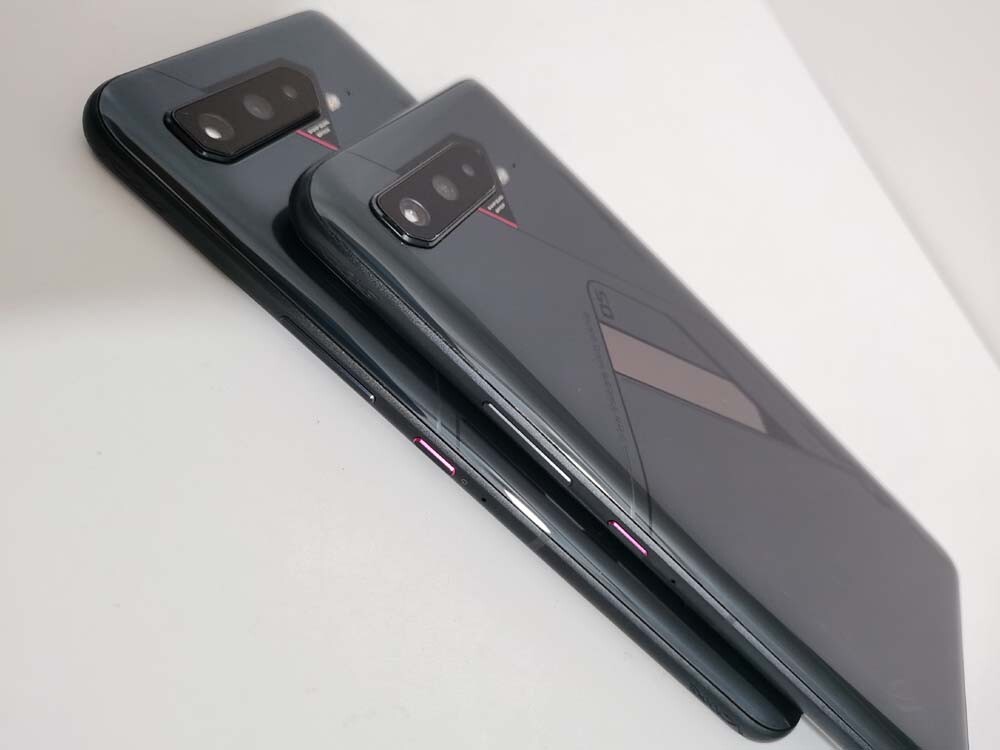 ASUS ROG Phone 5S Pro 512 GB (Unlocked) 5G Game Smartphone Google play global