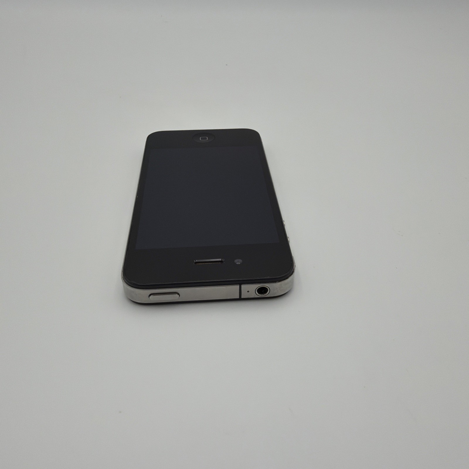 Apple iPhone 4 A1332 16GB Black GSM Powers On Recovery Mode For Repair