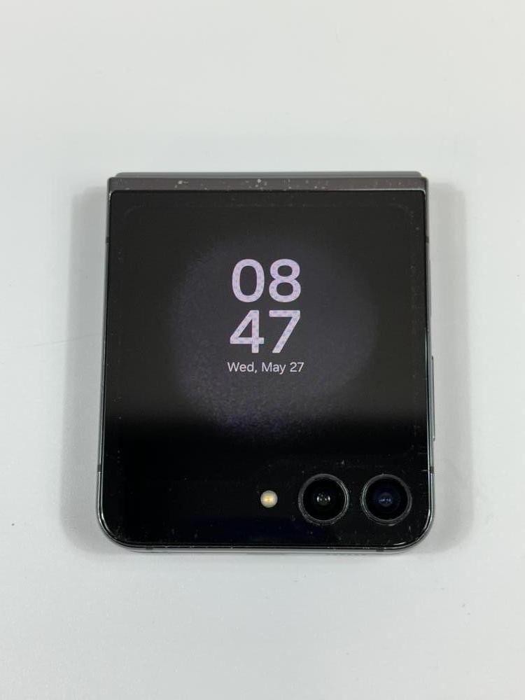 Samsung Galaxy Z Flip5 512GB SM-F731U1 Grey (Unlocked) – Broken