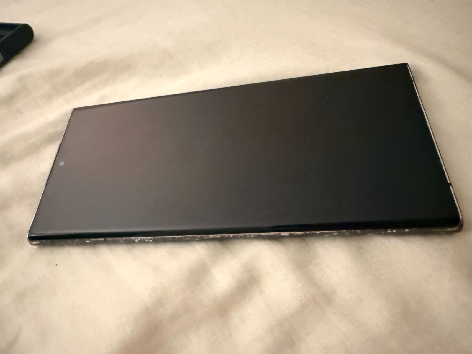Samsung Galaxy S22 Ultra – 128 GB – Phantom Black (Unlocked) USED