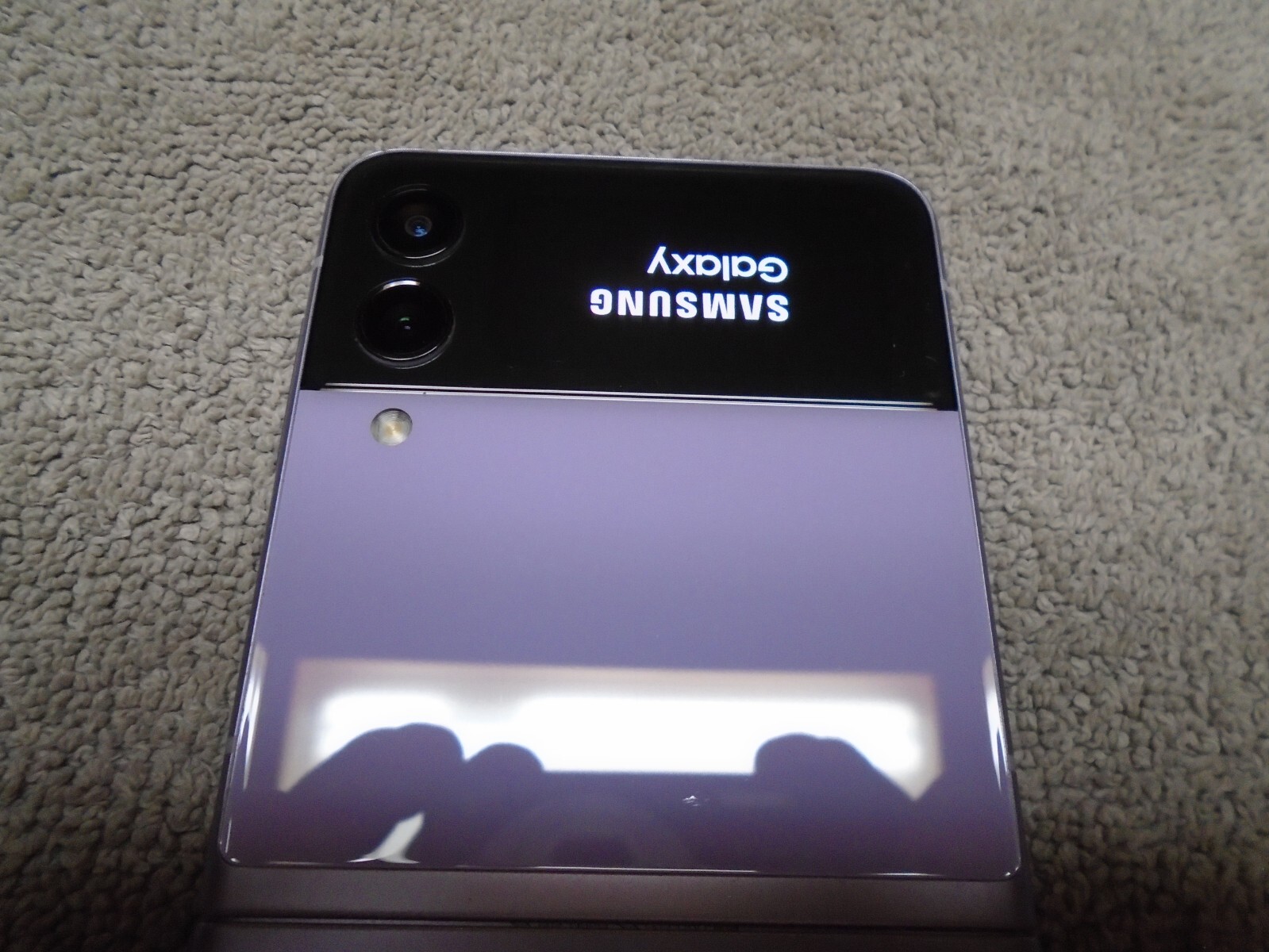 Samsung Galaxy Z Flip 3 5G, 128gb, Purple, Verizon only, Excellent Condition!!!