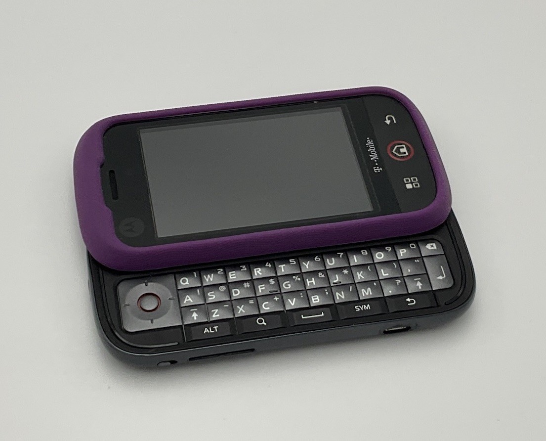 Motorola CLIQ DEXT MB200 T-Mobile Slider Smartphone Black Purple For Parts