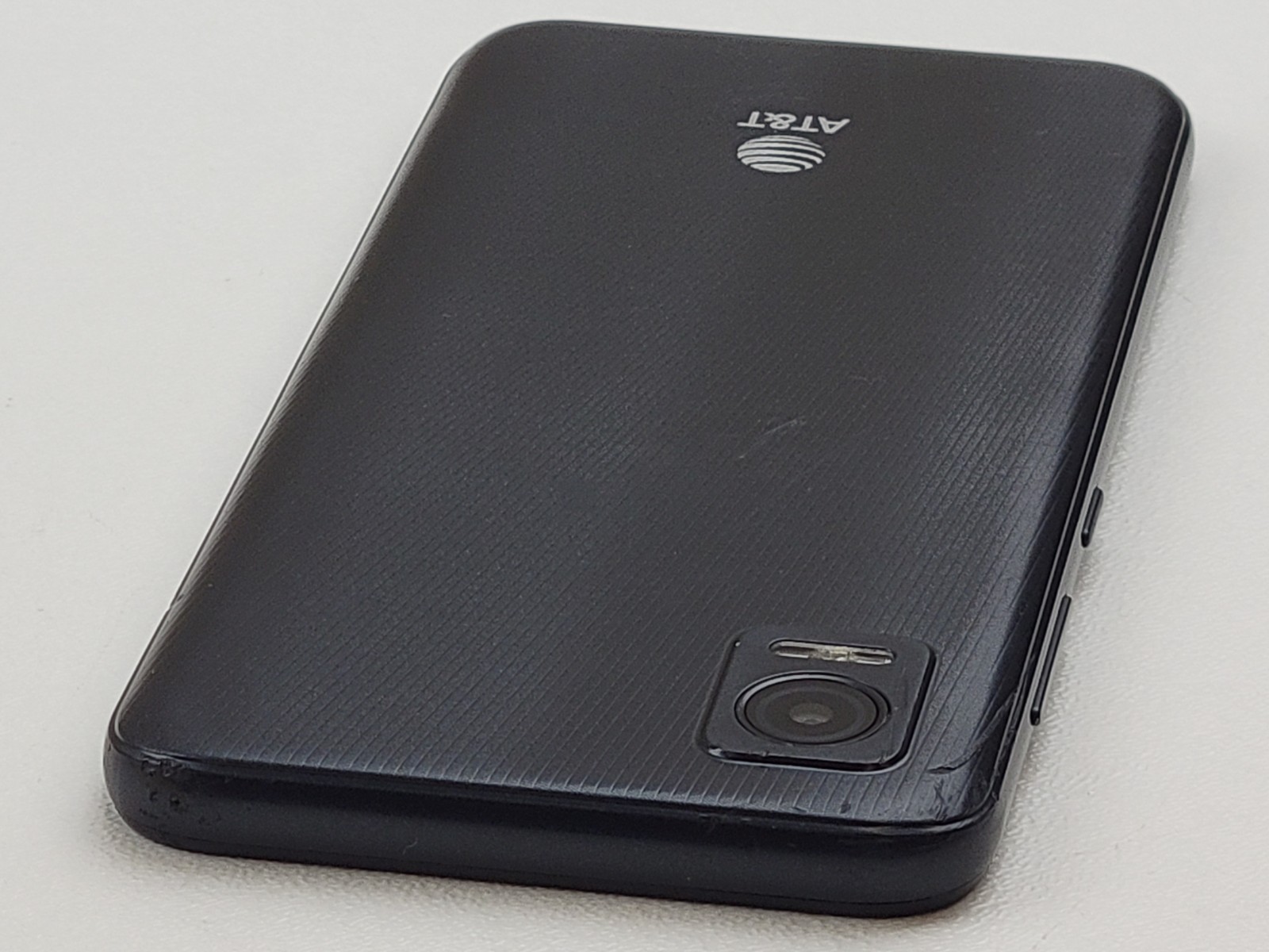 AT&T Vista (WTATTRW2) 32GB (AT&T) – *PLEASE READ* – Clean IMEI – H2711