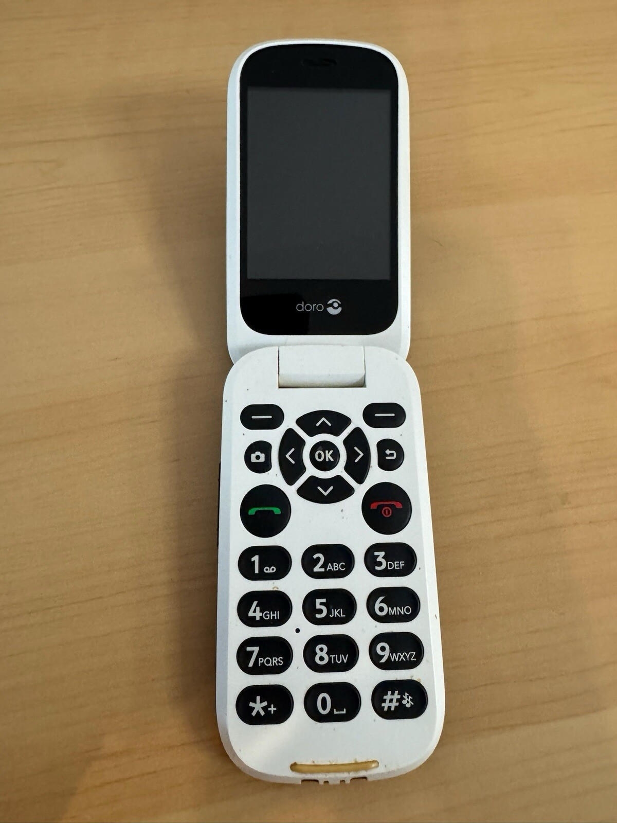 Doro 7050 Black – Consumer Cellular – Not Tested – Parts Only