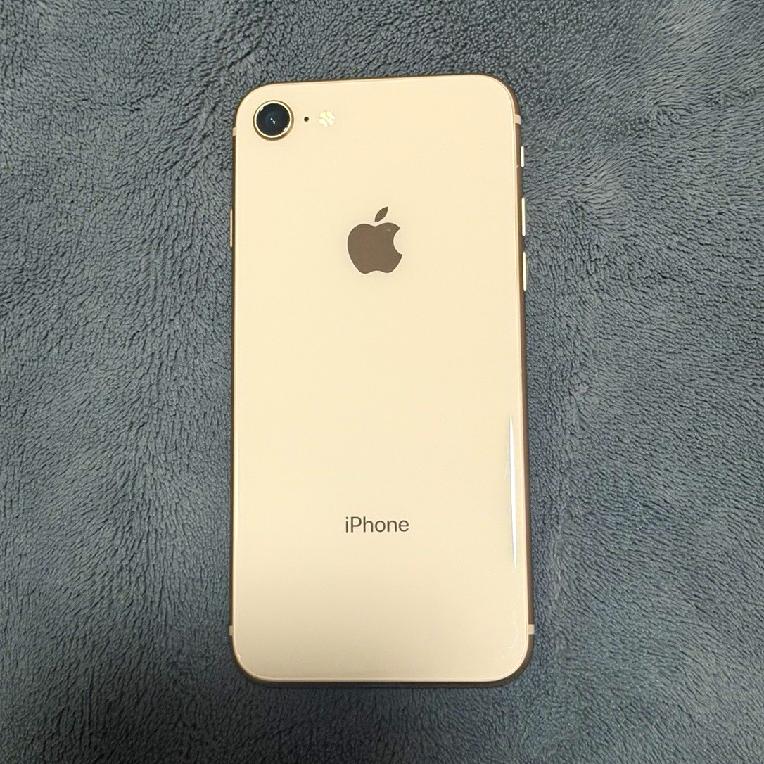 Apple iPhone 8 64GB Gold Unlocked iOS Smartphone 12MP Camera
