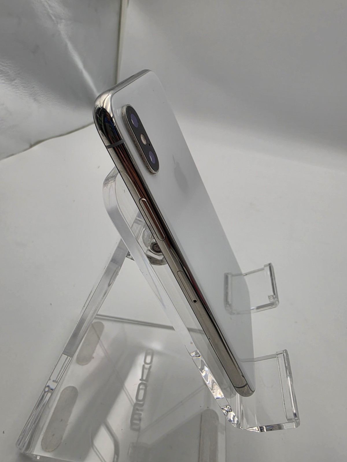 Apple iPhone X 256GB Silver Unlocked BH 93 LCD Issue READ FOR PARTS
