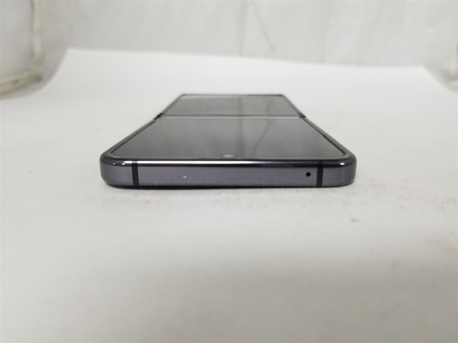 Samsung Galaxy Z Flip5 512GB Black SM-F731U1 (Unlocked) Discounted zW3188