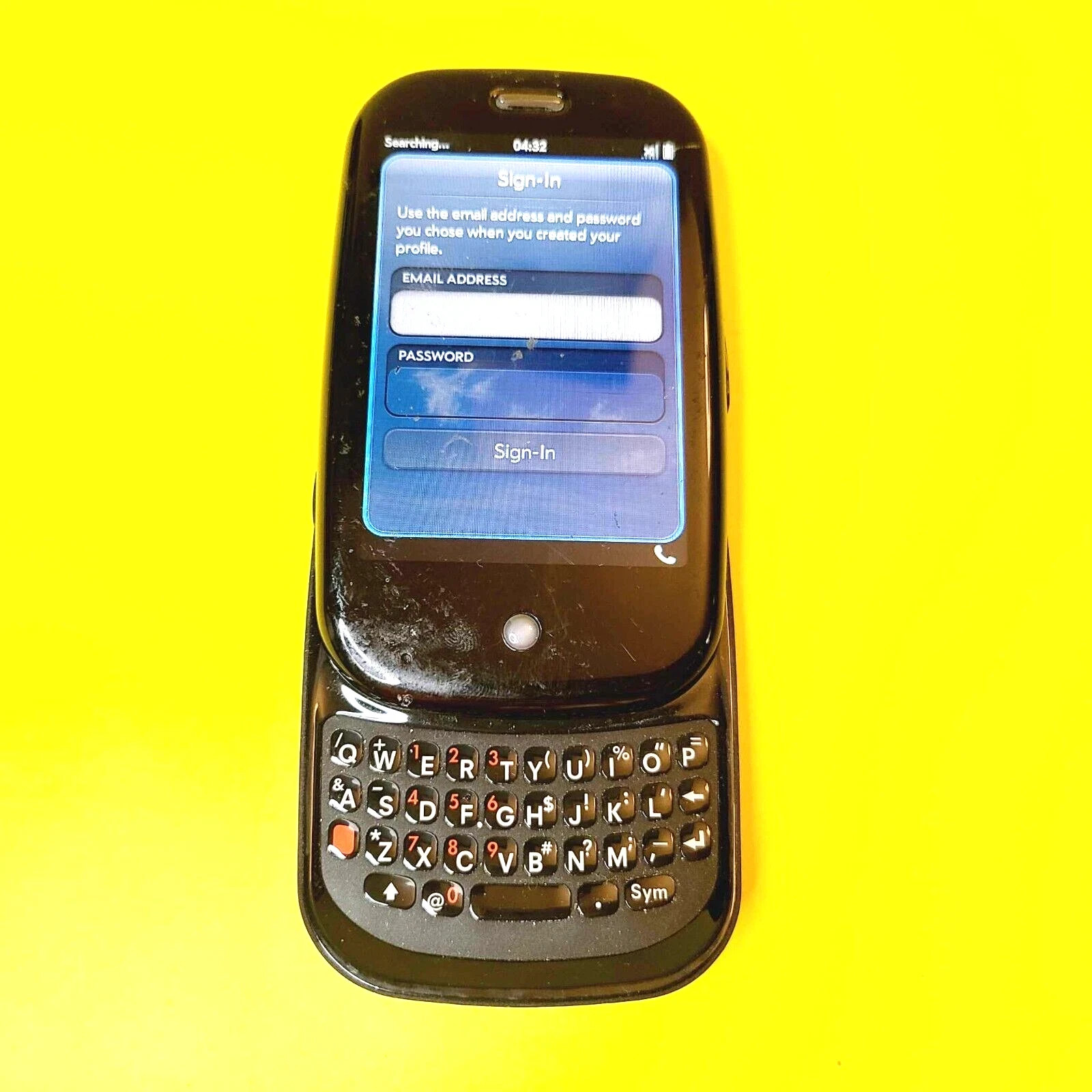 RECREATIONAL USE ONLY RARE PALM P100EWW CDMA SLIDER QWERTY COLLECTION CELL PHONE