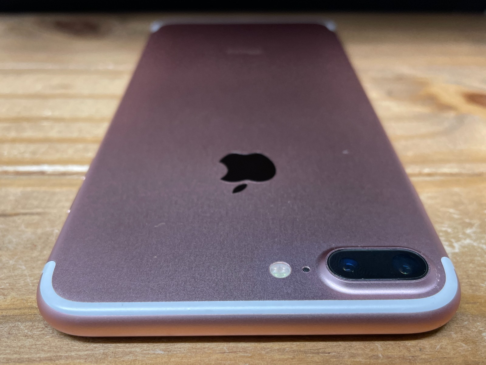 Apple iPhone 7 Plus – 32 GB – Rose Gold (Consumer Cellular) A1661 – Good Cond