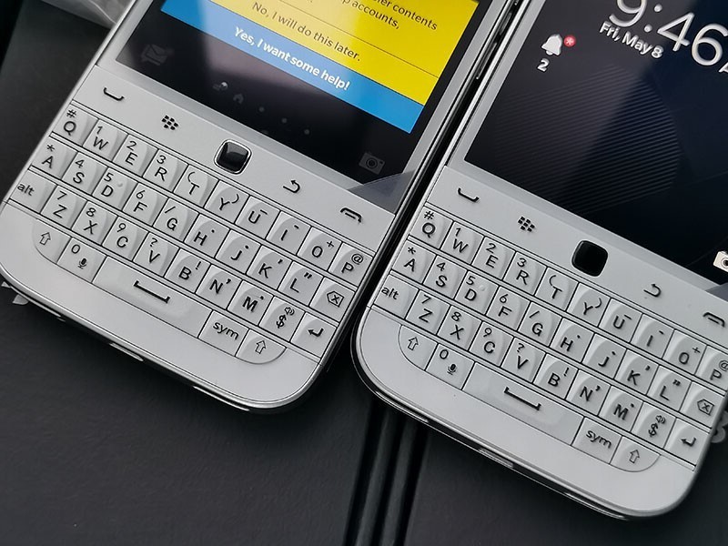BlackBerry Classic Q20 SQC100-2 – 16GB – (Unlocked) – For collectors