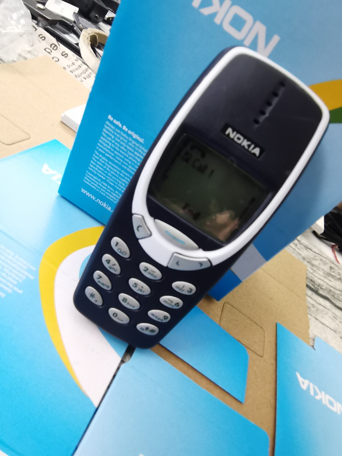 Nokia 3310 Navy blue Unlocked 2G GSM 900/1800 Mobile Phone (with Snake II Game)