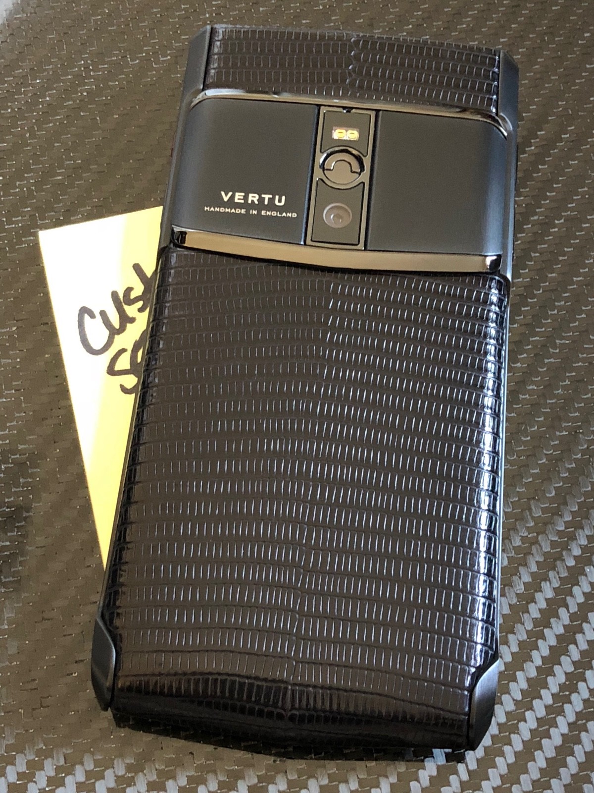 Brand NEW Genuine Vertu Signature Touch 5.2″ Pure Jet Lizard Extremely RARE