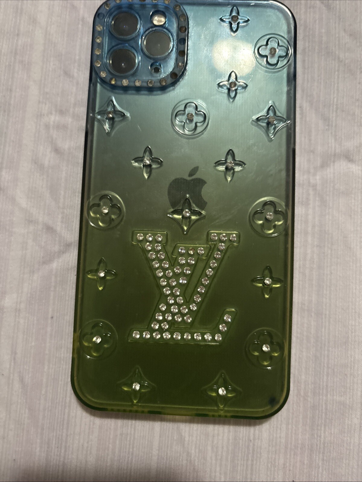 iPhone 11 Pro Max Con TikTok. Color Negro Con Verde